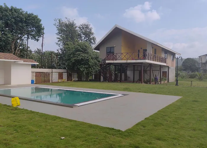 Lake View Holiday Villa Near Sula Wine Yard With 3 Bdrms Nashik